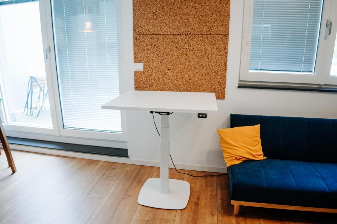 Design Home Office & Central Hideaway - Eah, Zeiss, Schott In 5 Min Ена Экстерьер фото